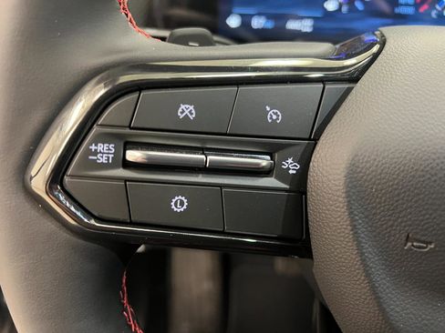 New 2026 Chevrolet Equinox RS AWD/4WD image 38