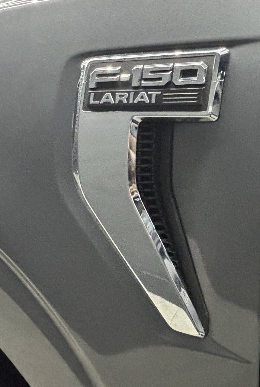 Used 2021 Ford F150 Lariat w/ Equipment Group 502A High AWD/4WD image 4
