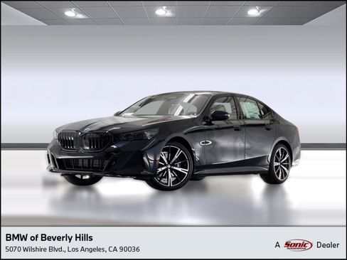 Used 2026 BMW 530i w/ M Sport Package RWD image 1