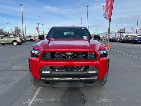 Certified 2025 Toyota 4Runner 4WD image 8