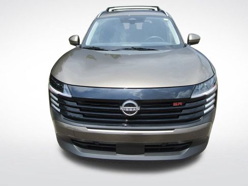 Used 2025 Nissan Kicks SR AWD/4WD image 5