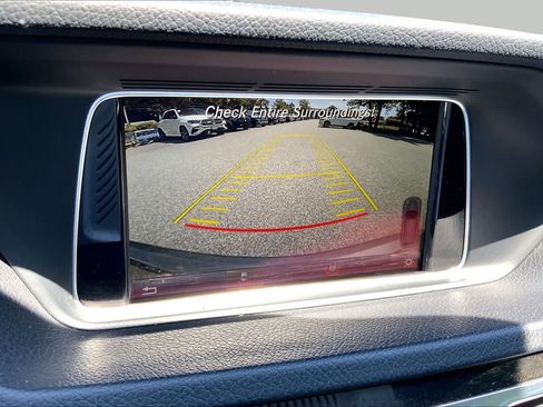 Used 2016 Mercedes-Benz E 350 4MATIC Wagon image 29