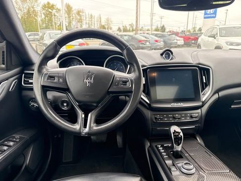 Used 2017 Maserati Ghibli S RWD image 12