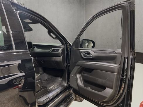 Used 2023 GMC Yukon SLT AWD/4WD image 19