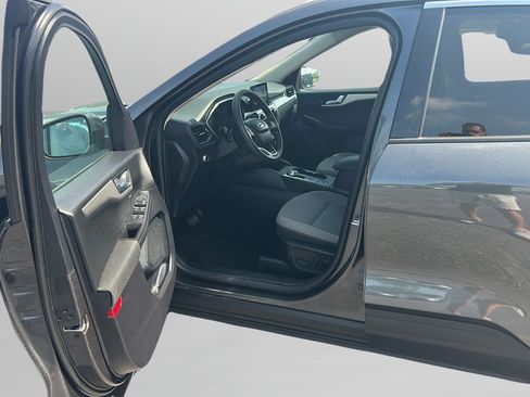 Used 2020 Ford Escape SE AWD/4WD image 40