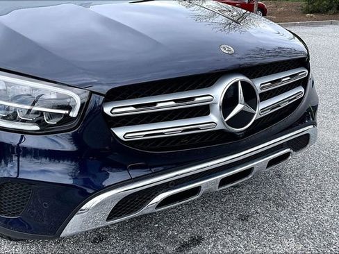 Used 2022 Mercedes-Benz GLC 300 4MATIC image 5