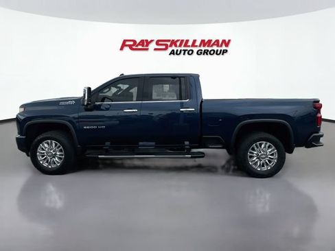 Used 2022 Chevrolet Silverado 2500 High Country w/ Z71 Off-Road Package AWD/4WD image 4