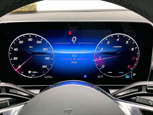 Used 2026 Mercedes-Benz GLC 300 image 23