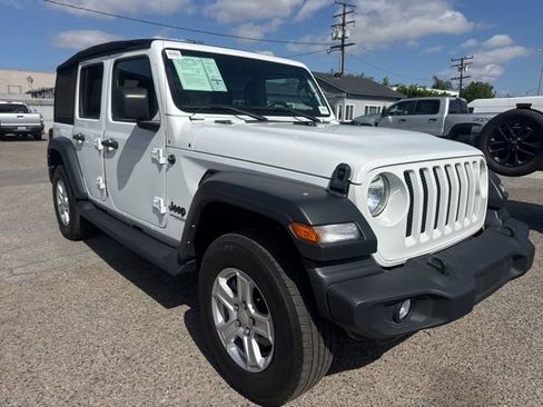 Used 2022 Jeep Wrangler Unlimited Sport AWD/4WD image 3