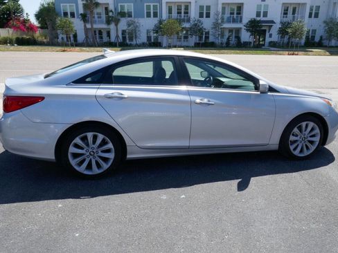 Used 2011 Hyundai Sonata SE image 9