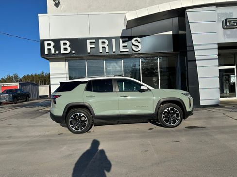 Certified 2025 Chevrolet Equinox LT w/ Convenience Package II image 4