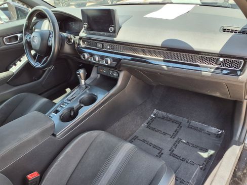 Used 2022 Honda Civic Sport image 10