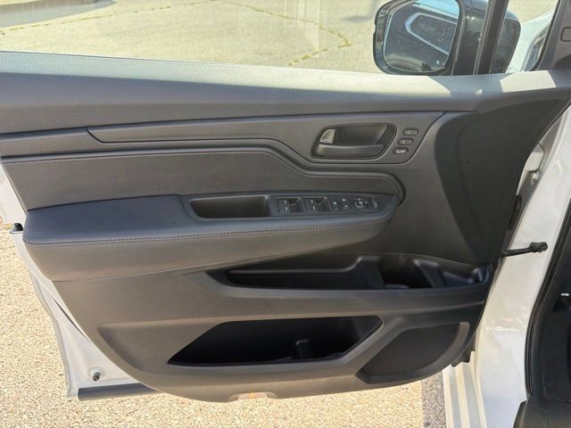 Used 2023 Honda Odyssey Sport image 11