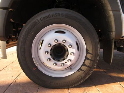 New 2024 Ford F550 2WD Regular Cab Super Duty image 8