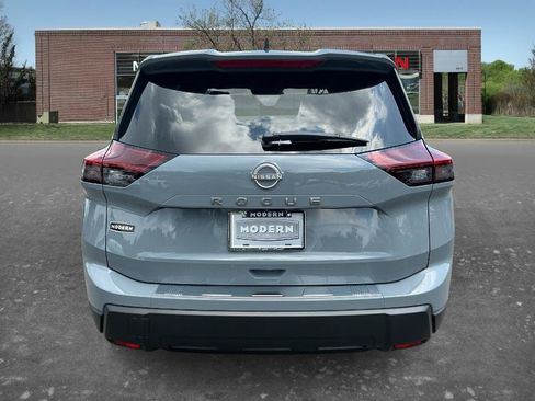 Certified 2026 Nissan Rogue SV w/ Cold Weather Package FWD image 3