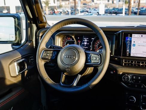 New 2026 Jeep Gladiator Rubicon AWD/4WD image 18