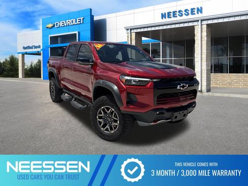 Used 2024 Chevrolet Colorado ZR2 w/ Technology Package AWD/4WD image 1