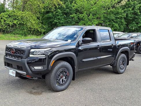 New 2026 Nissan Frontier PRO-4X w/ Tow Package AWD/4WD image 3