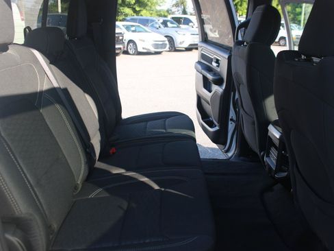Used 2025 RAM 1500 Big Horn AWD/4WD image 30