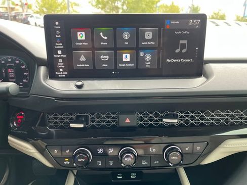 Used 2024 Honda Accord Touring image 8