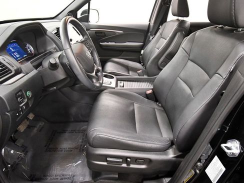 Used 2023 Honda Passport EX-L image 14