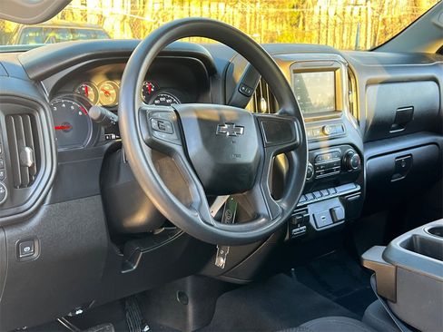 Used 2019 Chevrolet Silverado 1500 Custom Trail Boss image 18