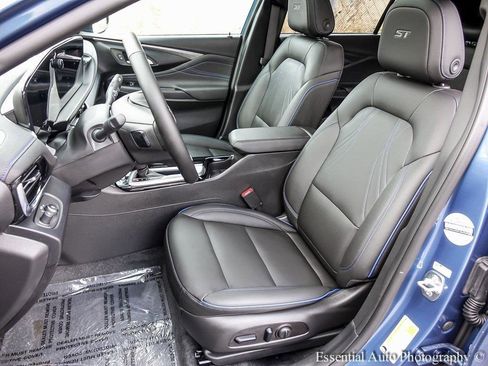 Used 2025 Buick Envista Sport Touring w/ Convenience I Package image 9