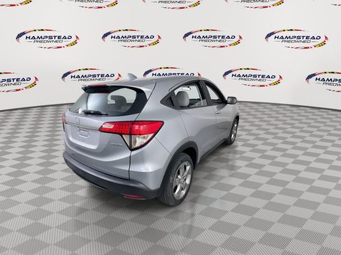 Used 2021 Honda HR-V LX image 8