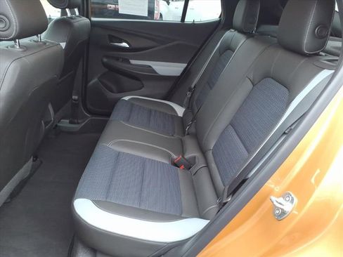 Certified 2024 Buick Envista Preferred w/ Advanced Safety Package image 5