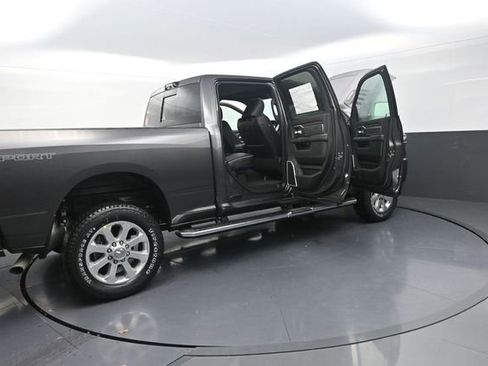 New 2026 RAM 2500 Laramie w/ Sport Appearance Package AWD/4WD image 36