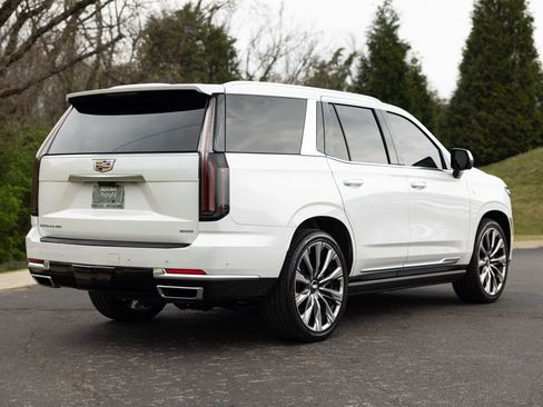 Used 2025 Cadillac Escalade Premium Luxury w/ Touring Package AWD/4WD image 7