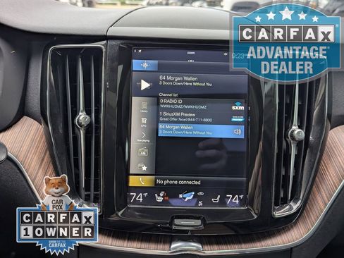 Used 2021 Volvo XC60 T5 Momentum w/ Advanced Package FWD image 7