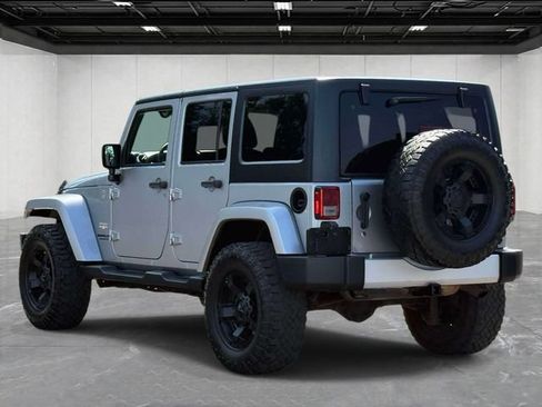 Used 2015 Jeep Wrangler Unlimited Sahara w/ Trailer Tow Group AWD/4WD image 7