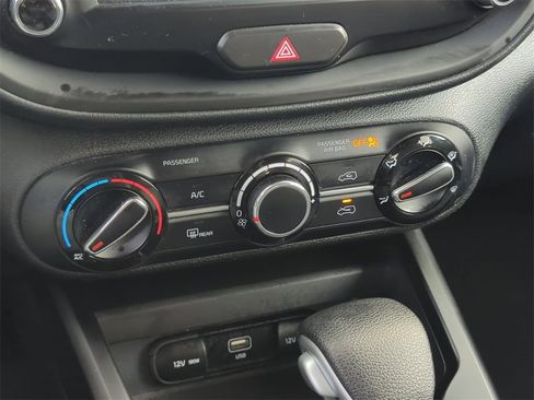 Used 2024 Kia Soul LX w/ Option Group 015 image 25