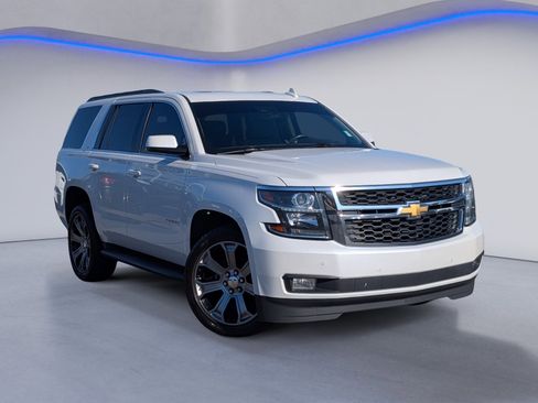 Used 2019 Chevrolet Tahoe LT image 2
