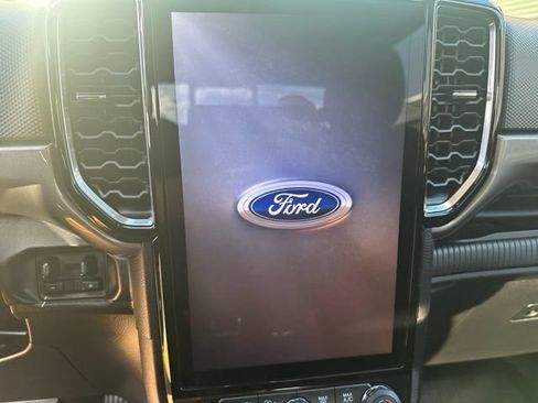 Used 2025 Ford Ranger XLT w/ Equipment Group 301A High AWD/4WD image 13