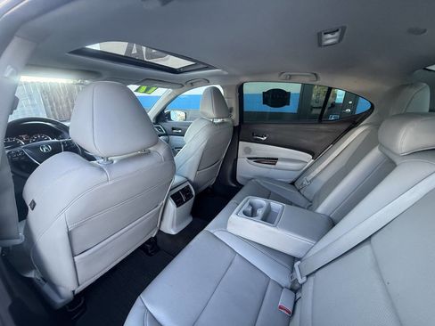 Used 2017 Acura TLX V6 w/ Technology Package image 15