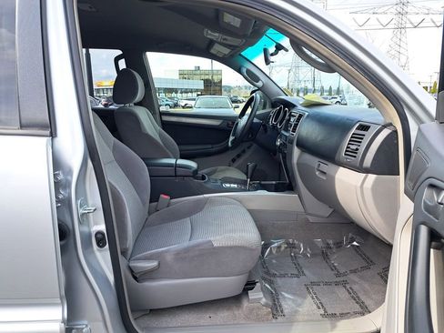 Used 2005 Toyota 4Runner SR5 image 17