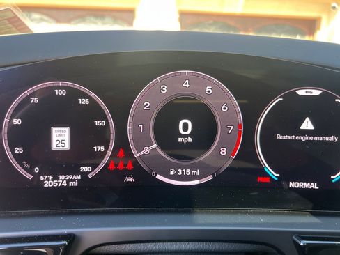 Used 2024 Porsche Cayenne S image 17