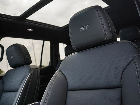 New 2026 Buick Enclave Sport Touring w/ Power Package image 22