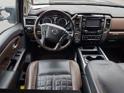 Used 2017 Nissan Titan Platinum Reserve image 7
