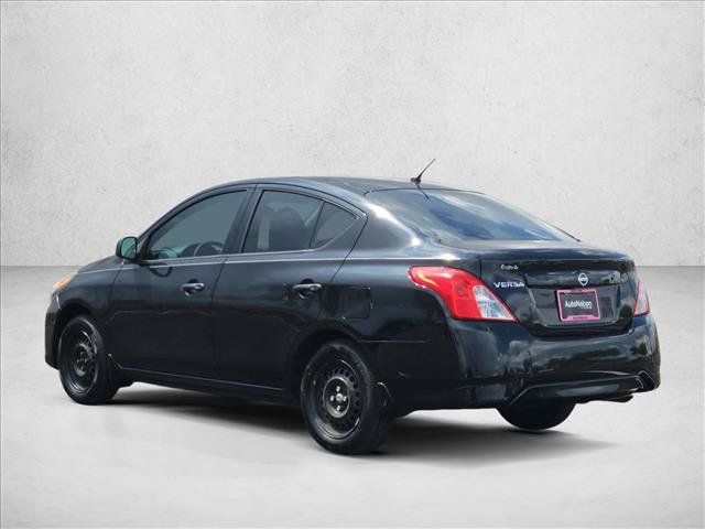 Used 2015 Nissan Versa S FWD image 6