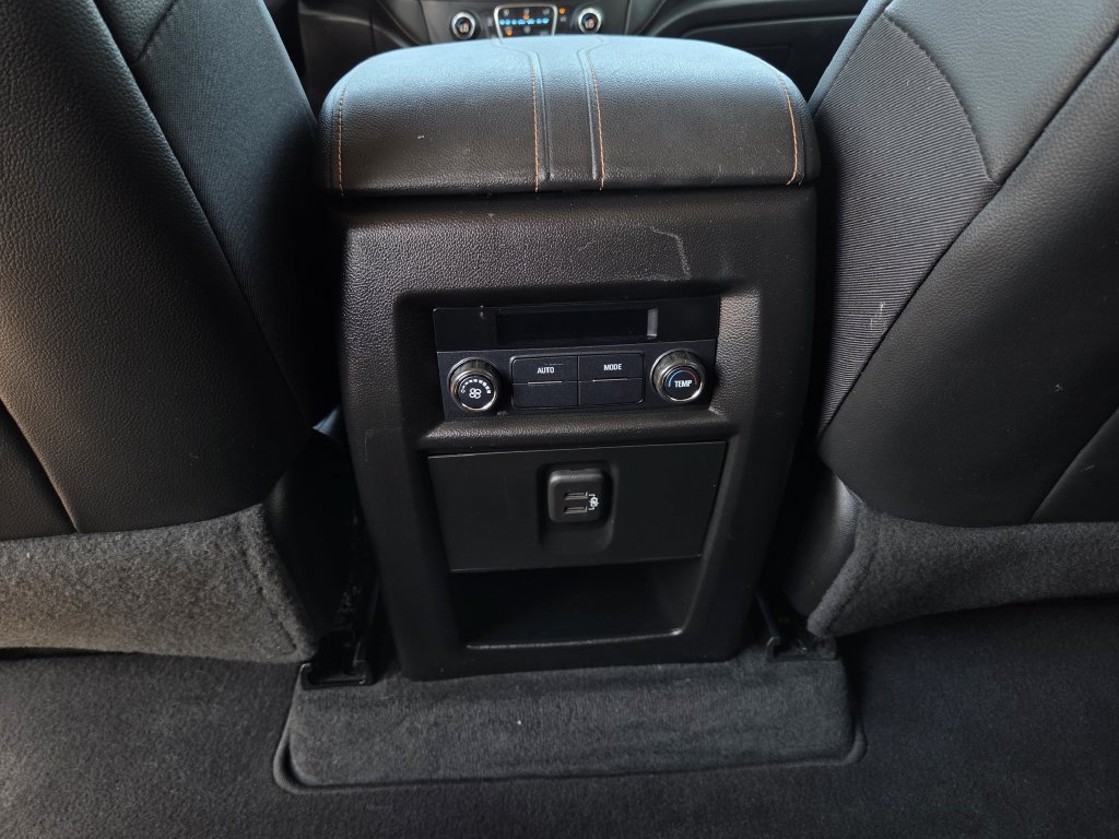 Certified 2020 Chevrolet Traverse LT FWD image 22