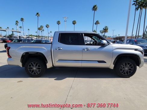 Used 2023 Toyota Tundra Platinum AWD/4WD image 3