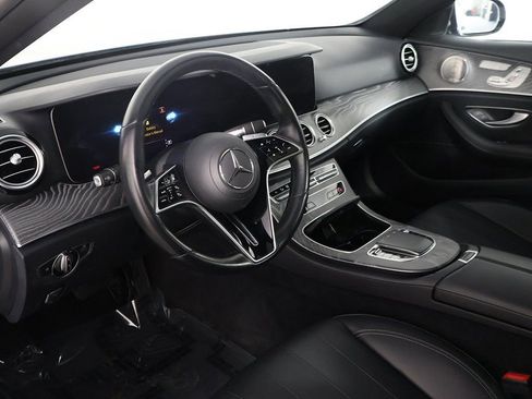 Used 2021 Mercedes-Benz E 350 4MATIC Sedan w/ Premium Package image 27