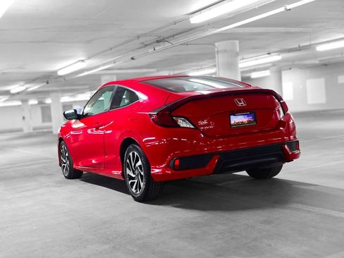 Used 2016 Honda Civic LX-P image 5