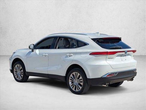Used 2024 Toyota Venza Limited image 7
