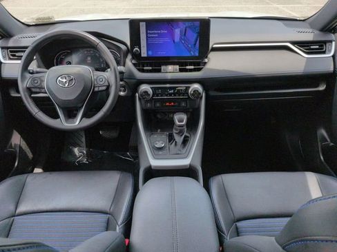 Used 2023 Toyota RAV4 XSE AWD/4WD image 15