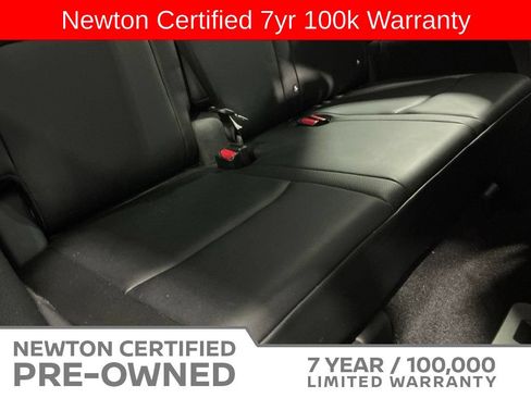Used 2025 Nissan Pathfinder SL FWD image 20
