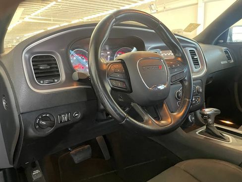Used 2022 Dodge Charger GT RWD image 9